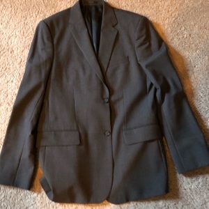 Express Men’s full suit! LIKE NEW!!